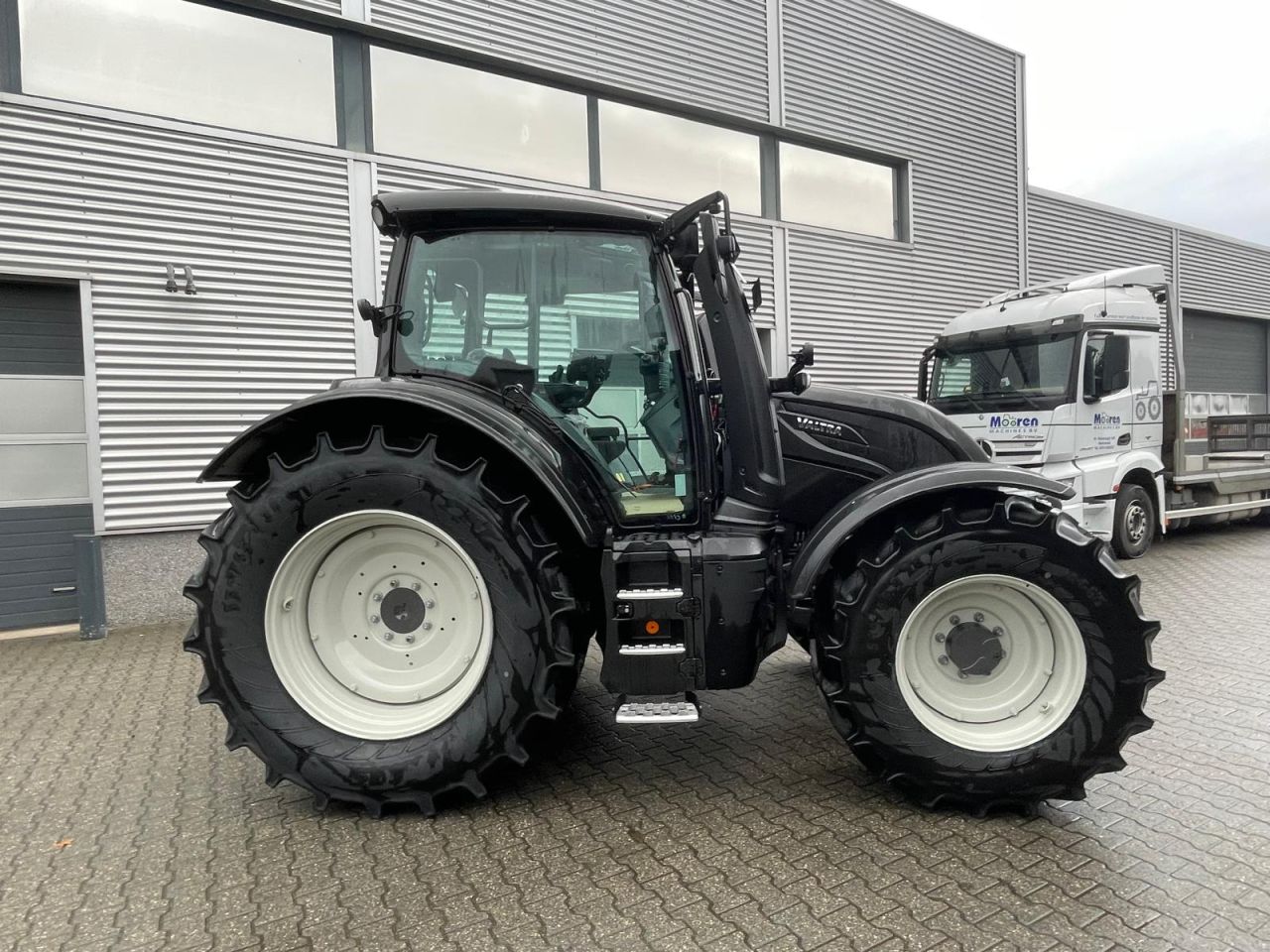 Valtra N175 Direct tractor