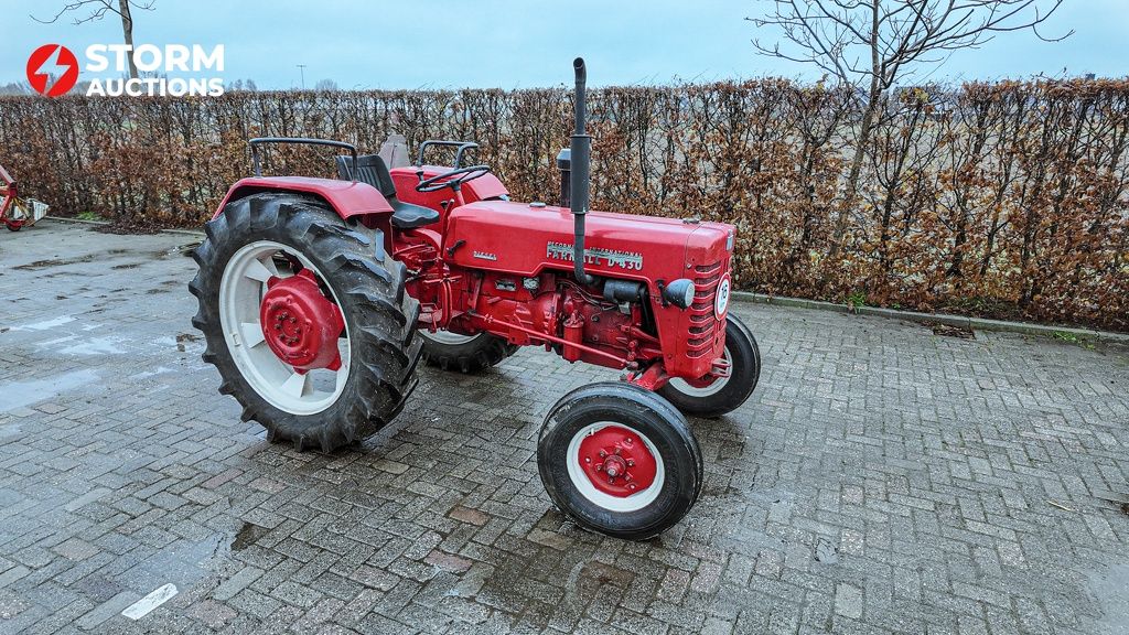 Mc Cormick FARMALL D—430