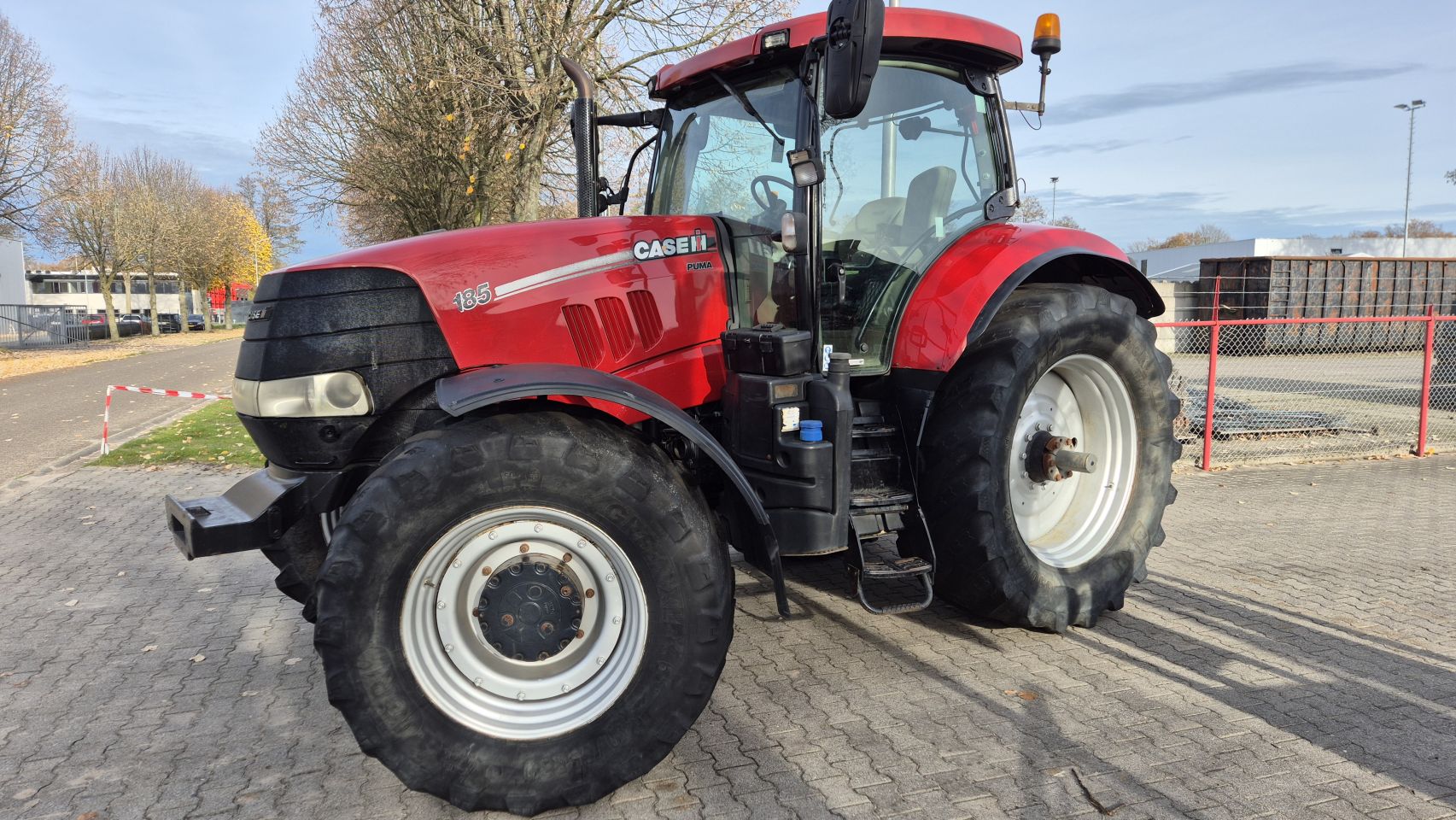 CASE-IH Puma 185 FP 50Kmh. Lucht, geveerde vooras en cabine