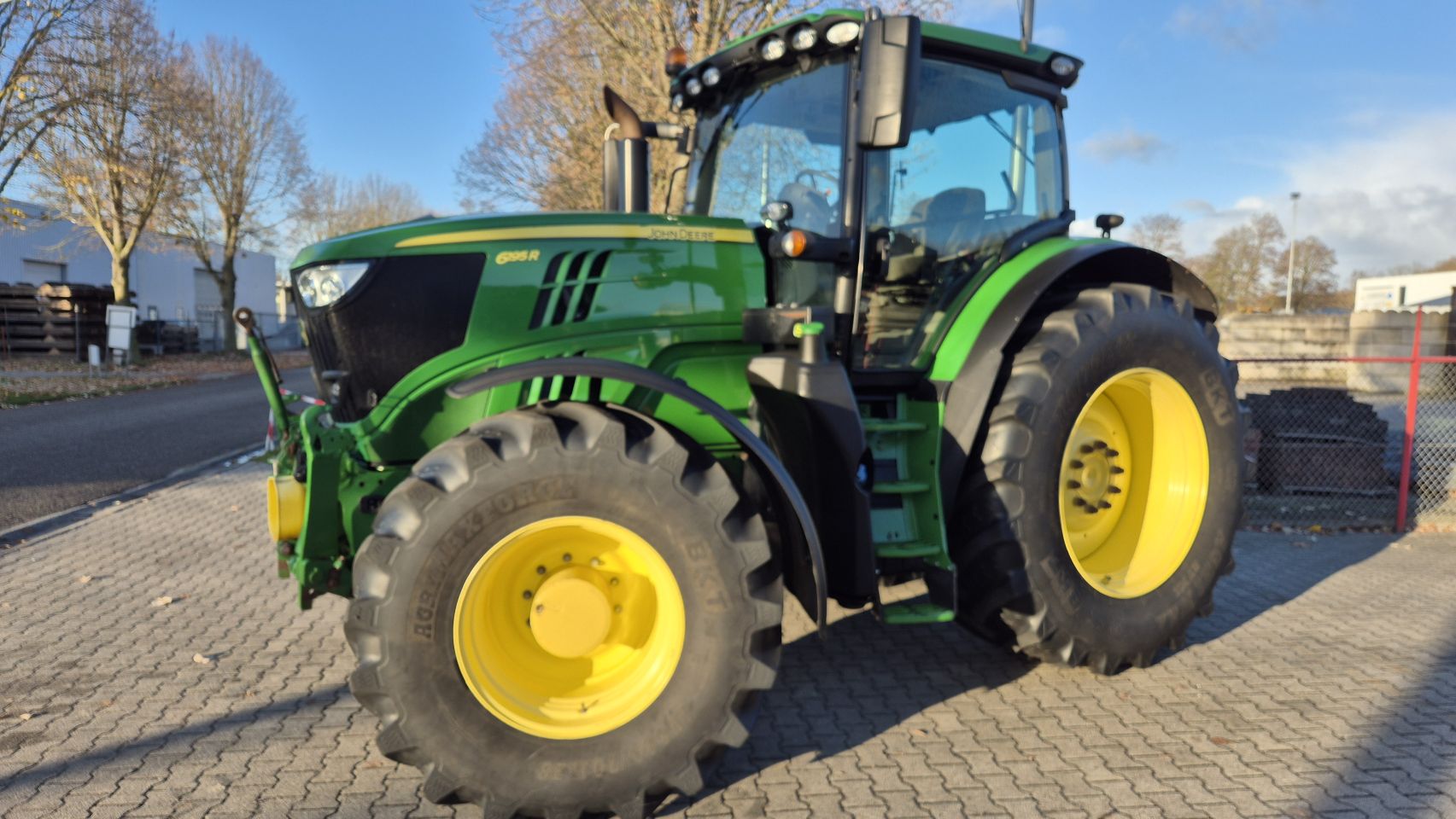 JOHN DEERE 6195R AP 50Kmh. Lucht, Fronthef en PTO, TLS, HCS, AT-