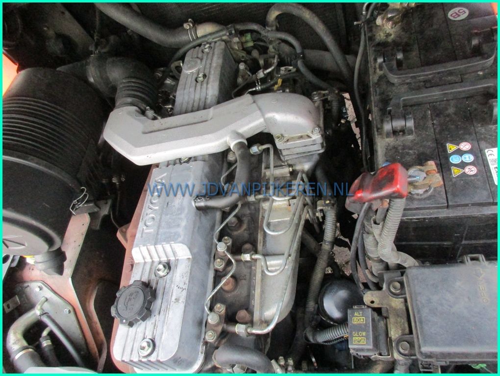 2x Toyota 42-7FDA50 diesel sideshift+forkpositioner