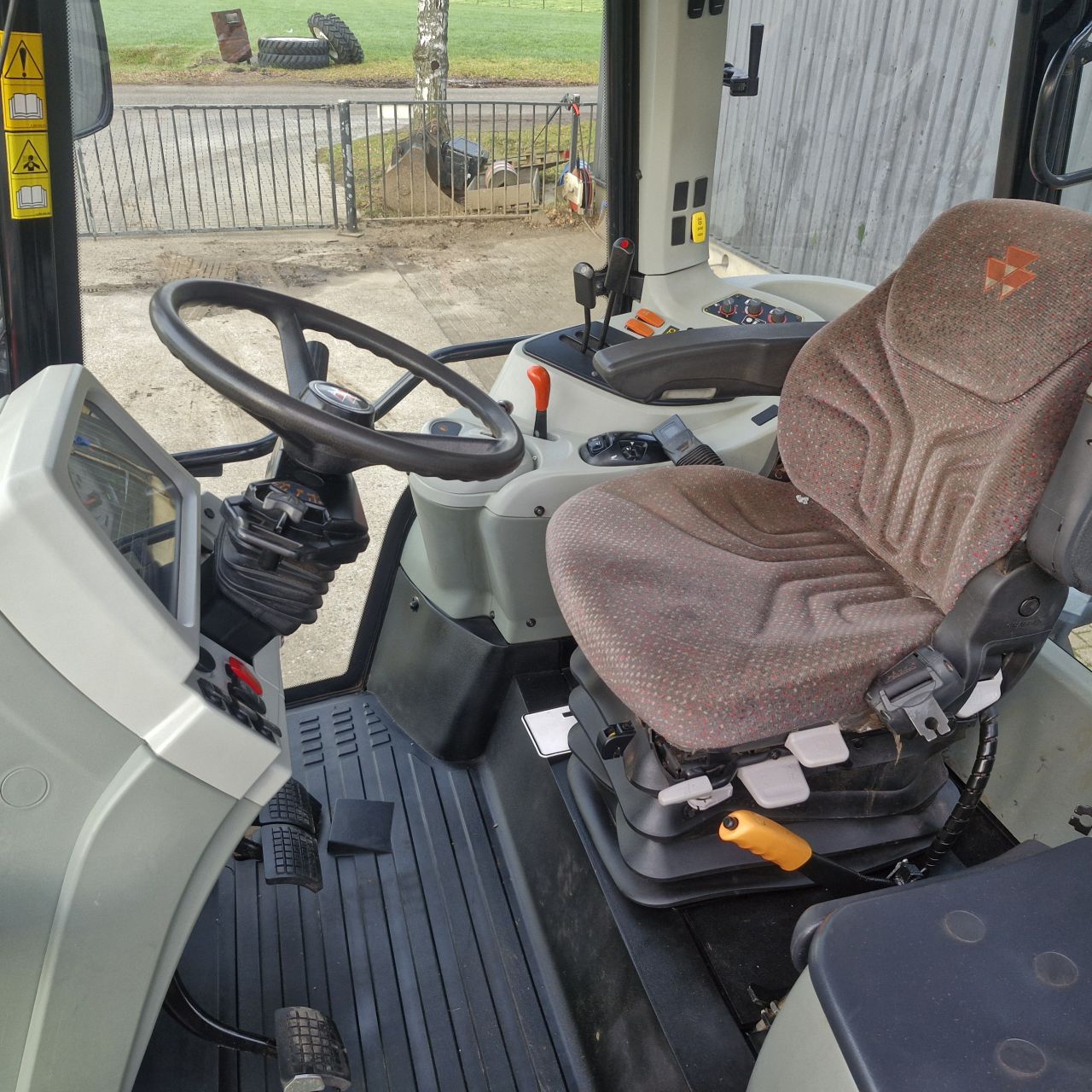 Massey ferguson 5430 dyna 4