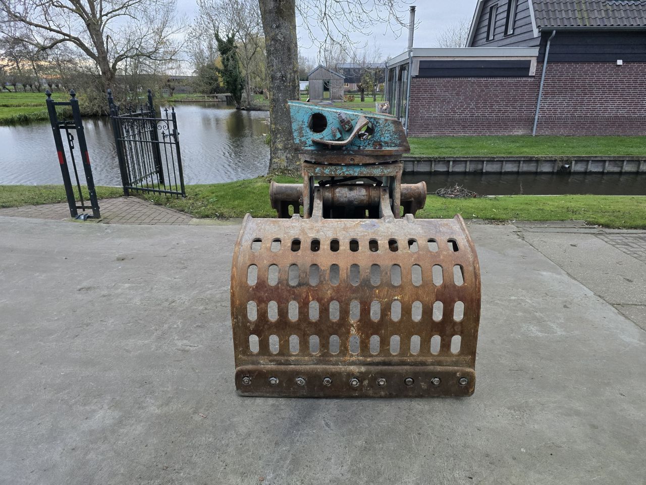 Dehaco DSG 1800 sloop sorteergrijper