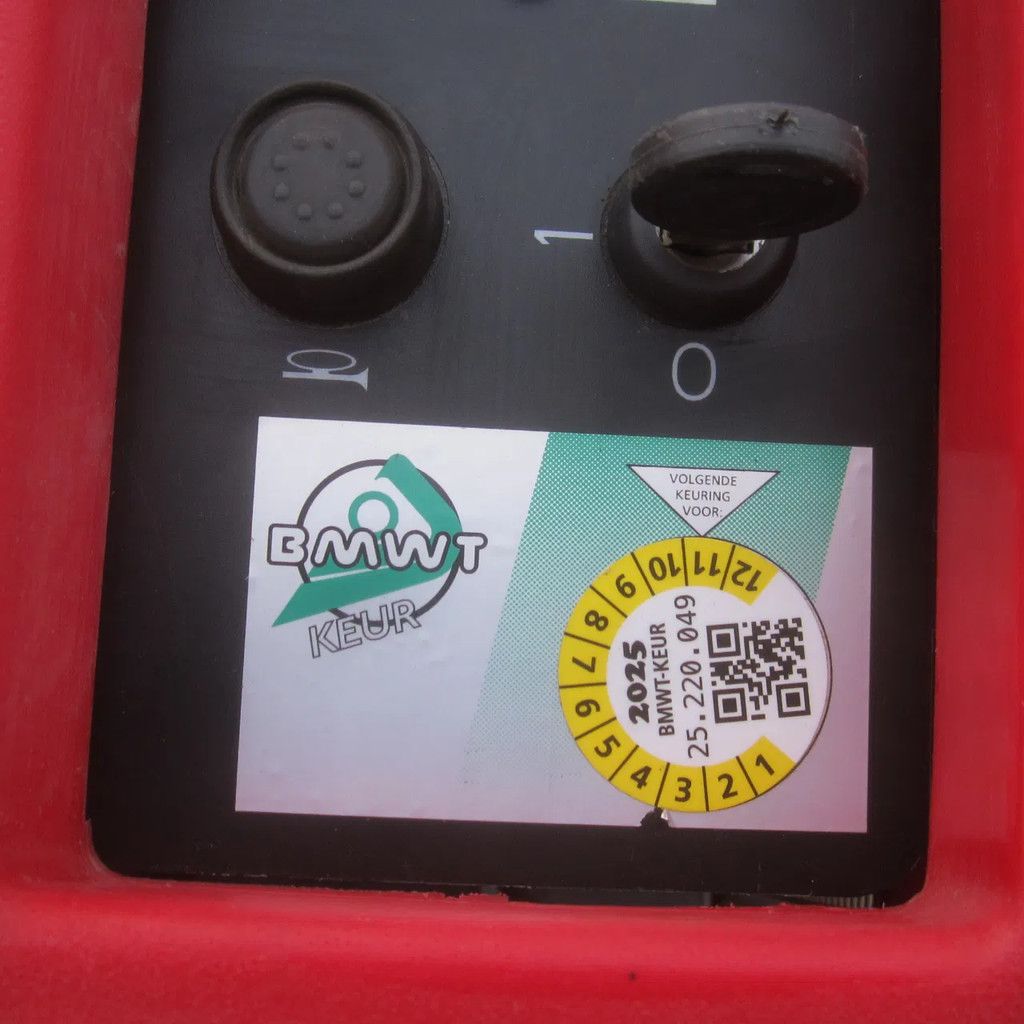 Overige Opzit veegmachine RCM Atom 3.E.