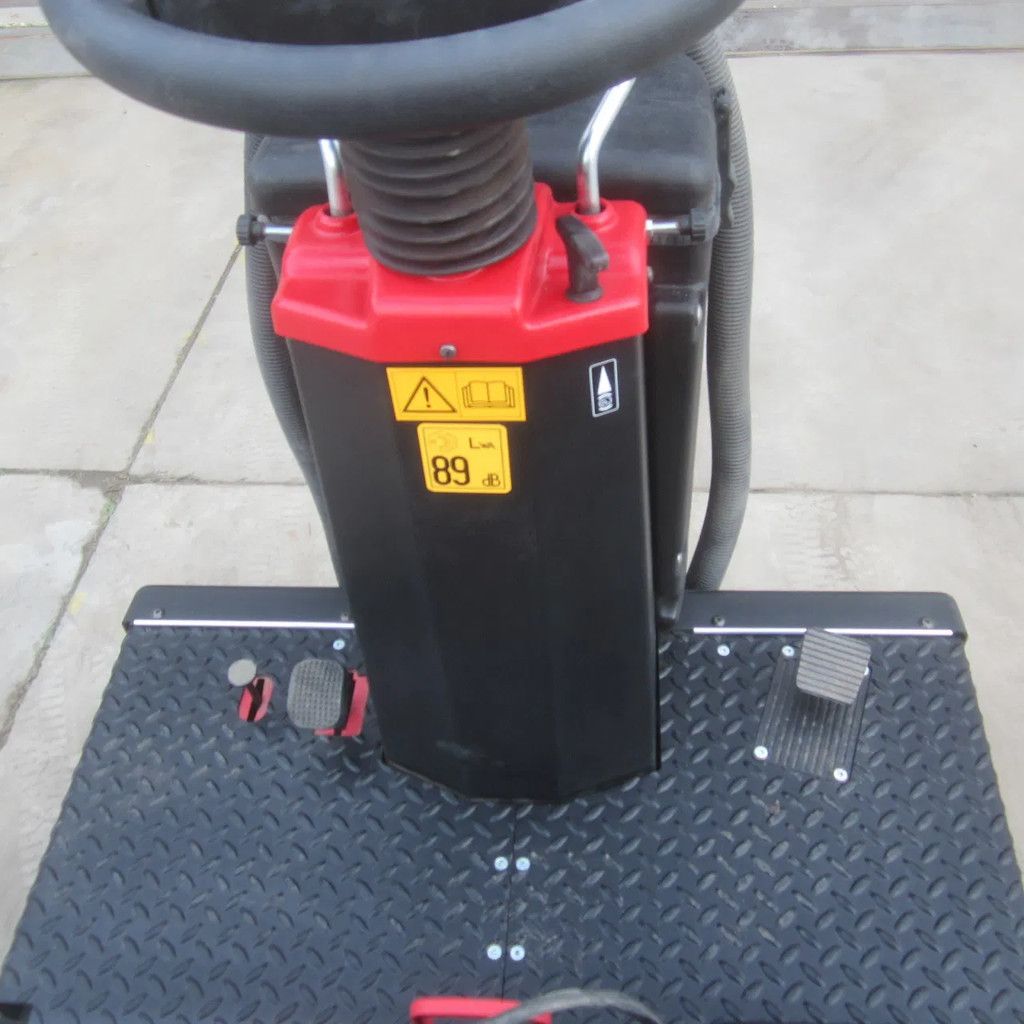 Overige Opzit veegmachine RCM Atom 3.E.