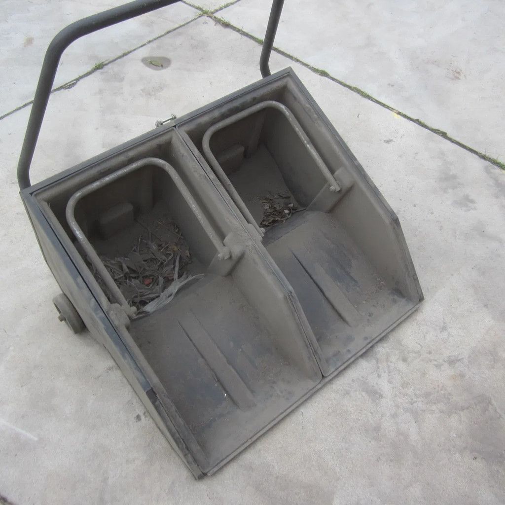 Overige Opzit veegmachine RCM Atom/E-plus .