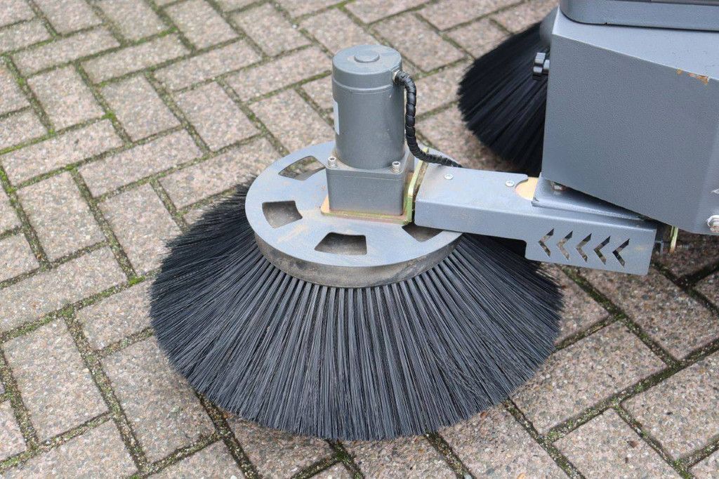 Sweeper D19 Electric 48V 2025 New