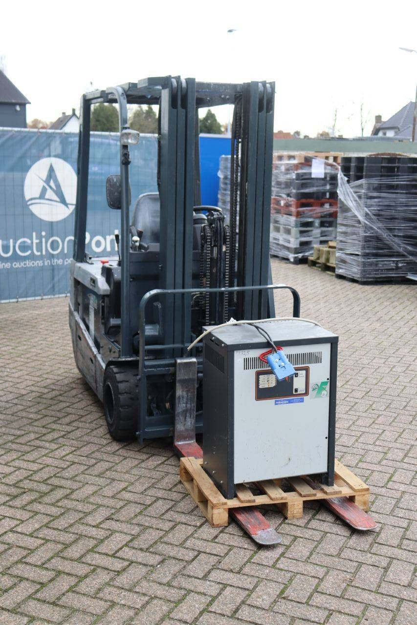 Nissan G1N1L18Q Elektro-Gabelstapler, 1800 kg, 4,75 m, Baujahr 2008