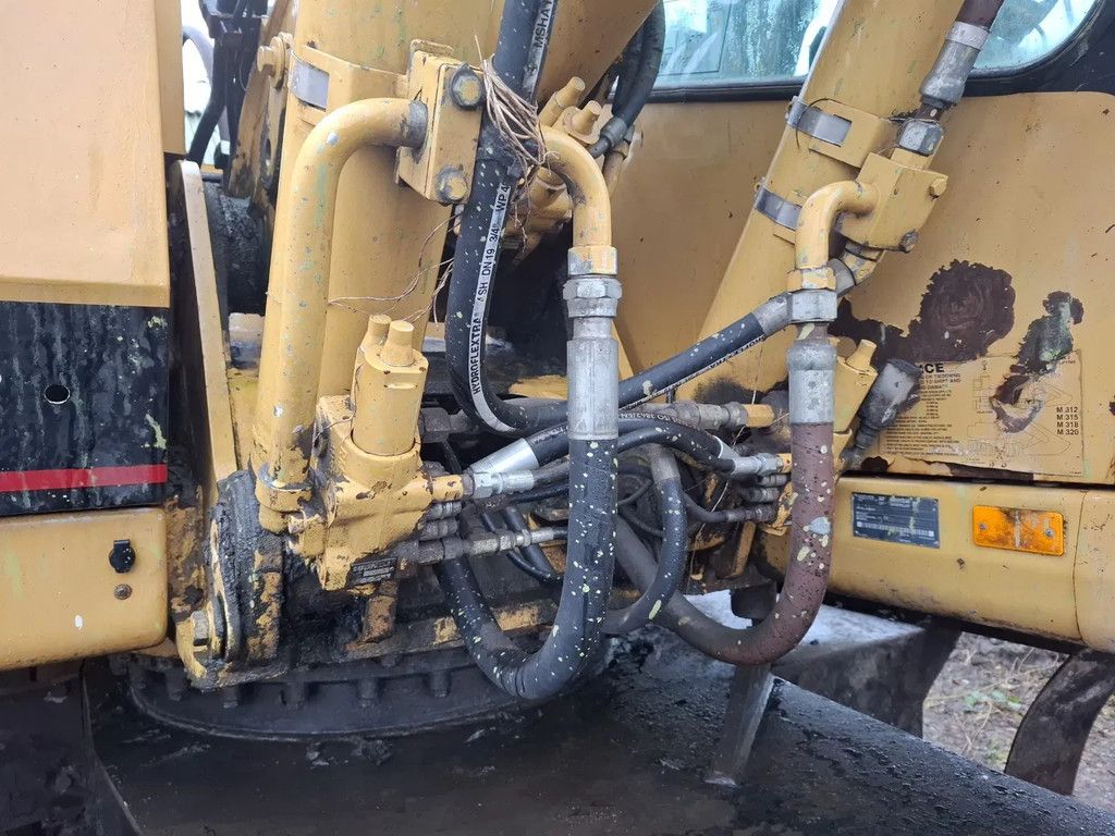 Caterpillar M318