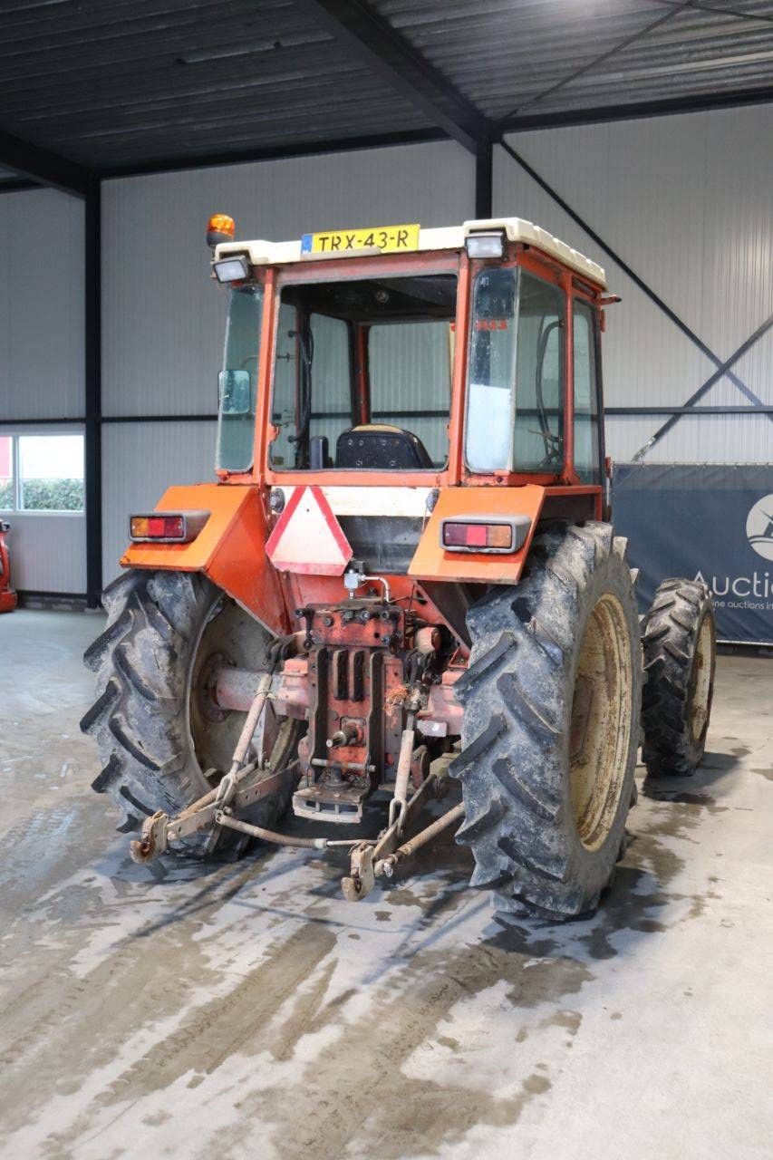 Tractor Renault 781-4 Diesel 1979