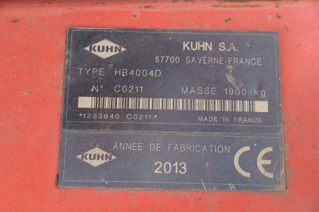 Rotoregg Kuhn HR4004D 2013 mit angebauter Sämaschine von Kverneland