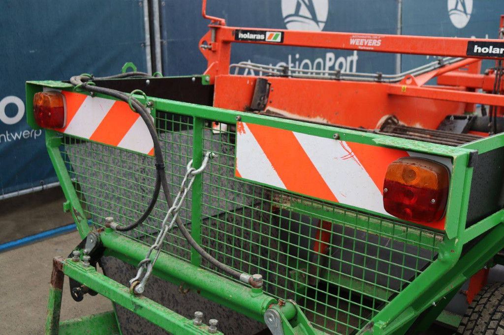 Onion harvester Holaras UR135HZ 2013