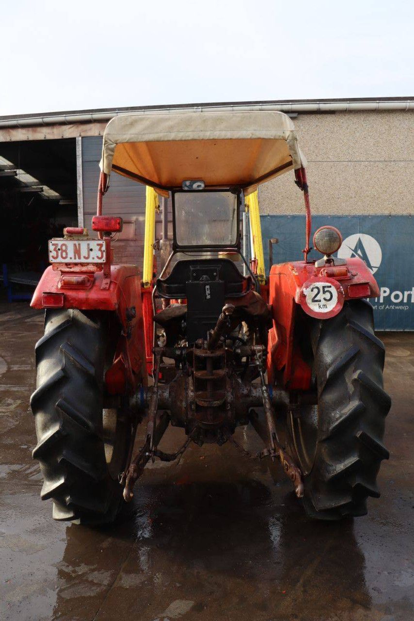 Tractor Massey Ferguson 135 Diesel 34kW 1969
