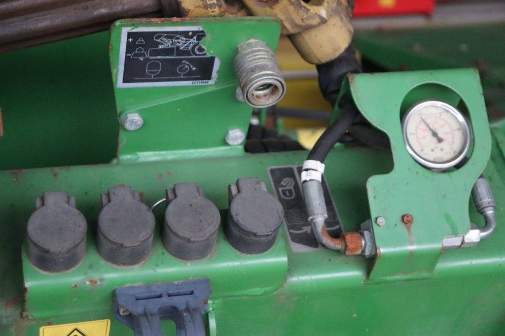 Windrower Butterfly John Deere CC388 2009