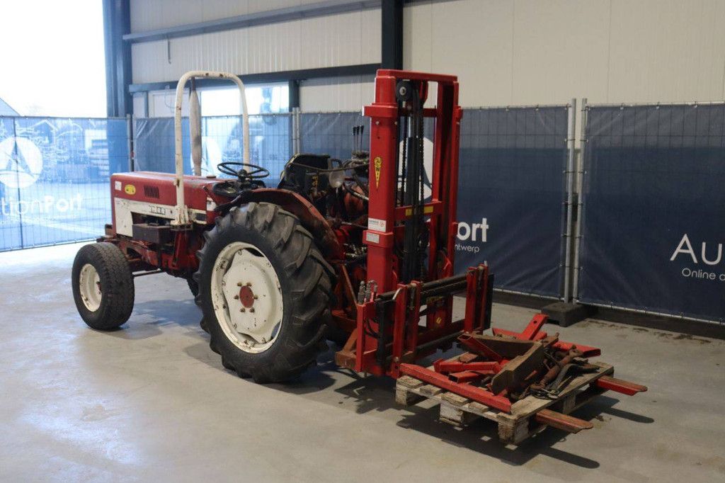 Mini tractor International 733 Diesel with WIFO Lift mast