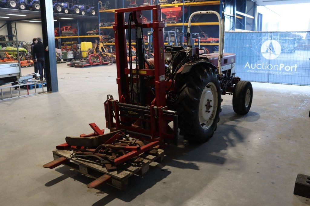 Mini tractor International 733 Diesel with WIFO Lift mast