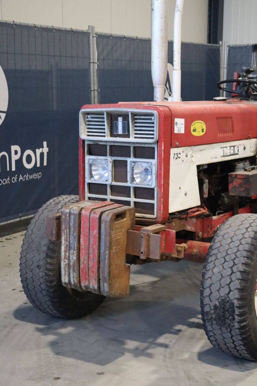 Mini tractor International 733 Diesel with WIFO Lift mast