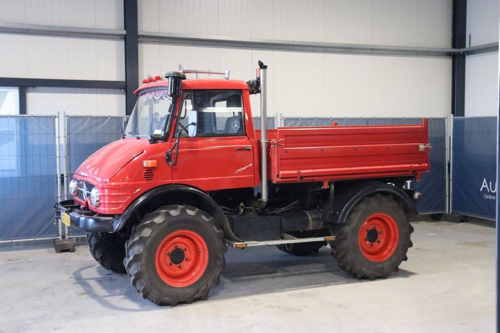 Mercedes-Benz Unimog 406 Diesel 84hp Truck