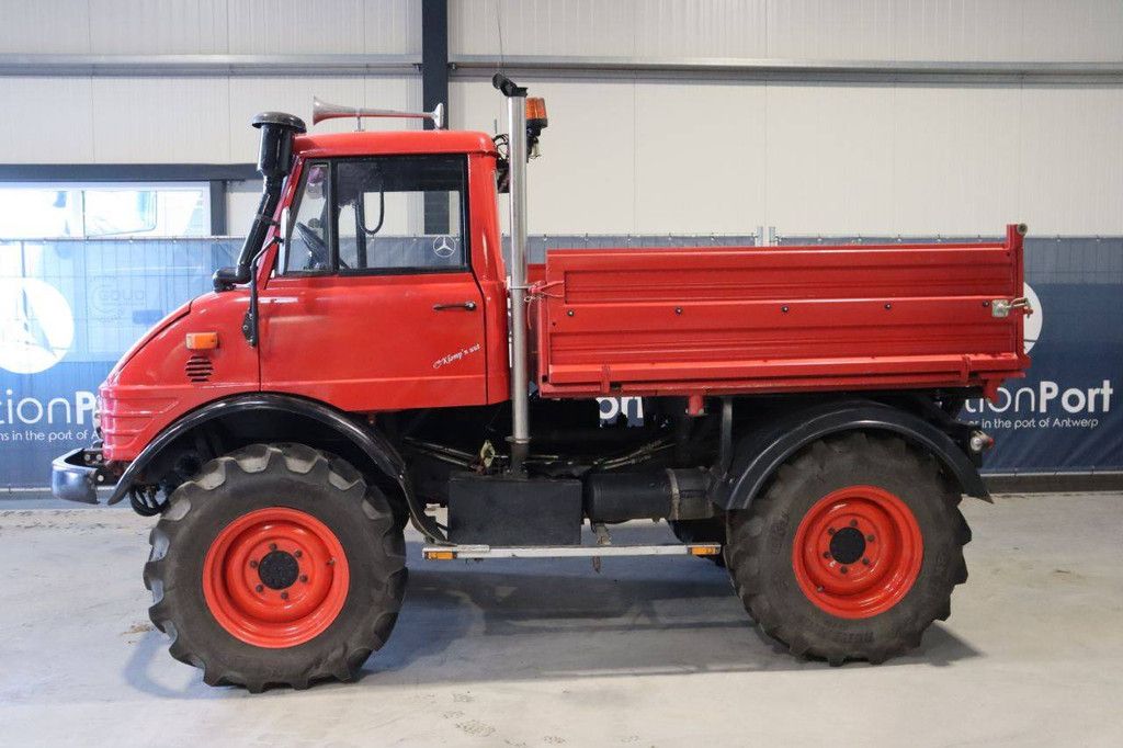 Mercedes-Benz Unimog 406 Diesel 84hp Truck