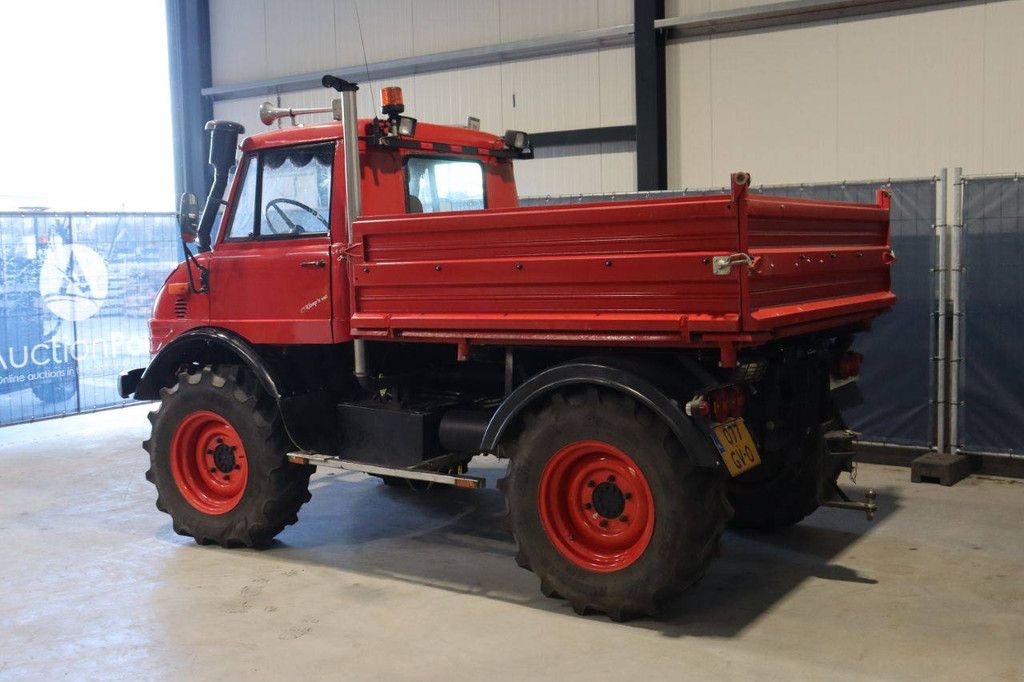 Mercedes-Benz Unimog 406 Diesel 84hp Truck