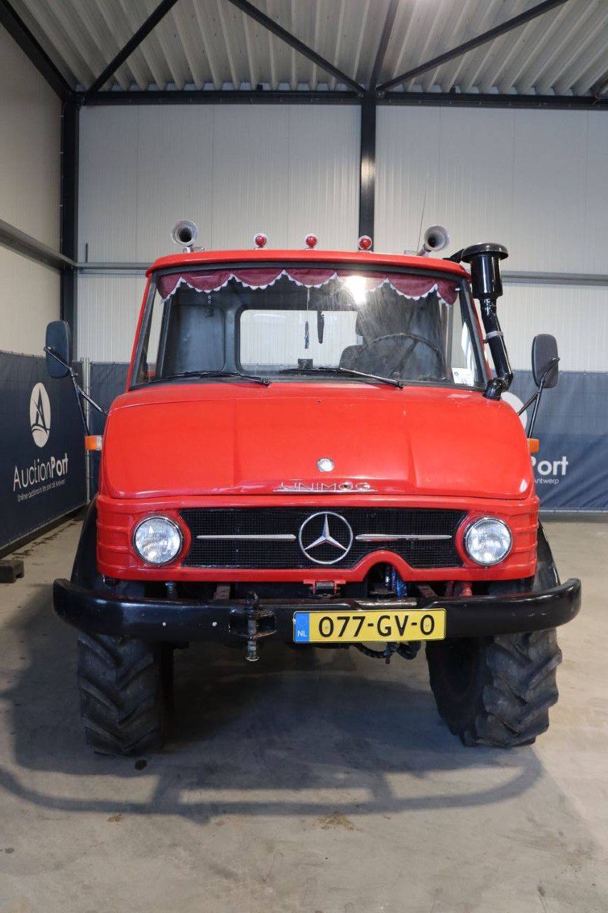 Mercedes-Benz Unimog 406 Diesel 84hp Truck