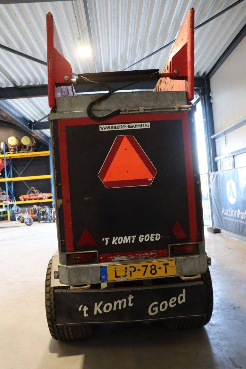 Miststreuer Geertech Multi Spreader 2013 mit Anbauteilen