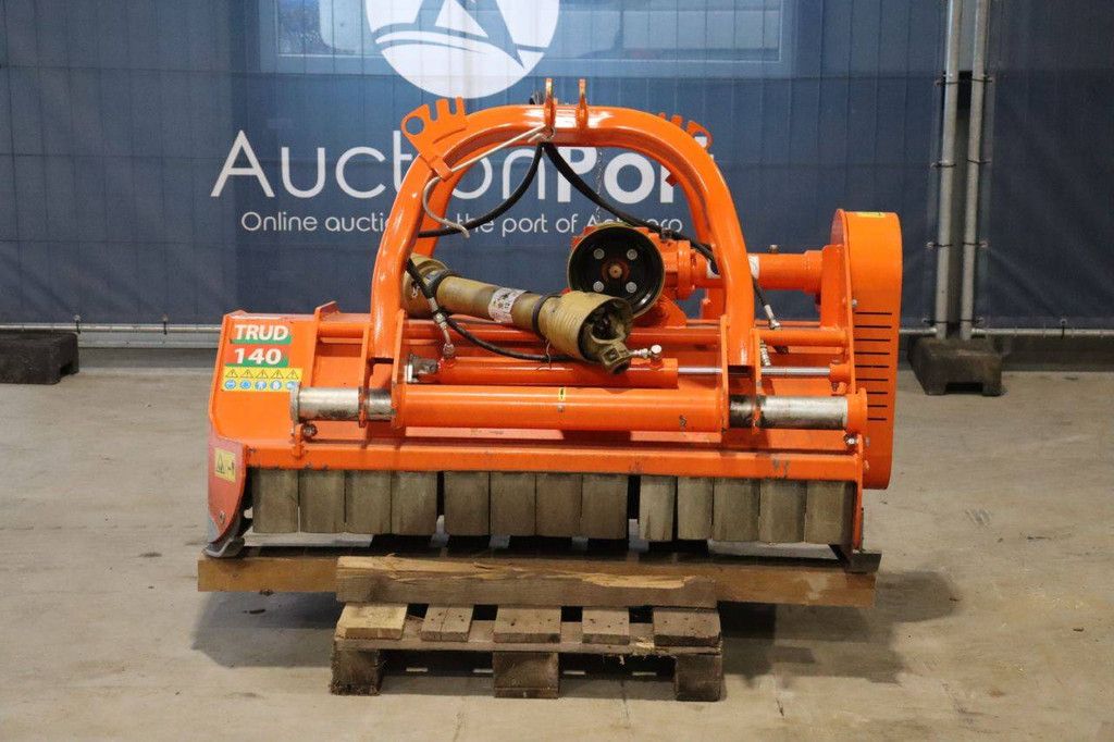 Fronthäcksler Rinieri TRUD 140 2022