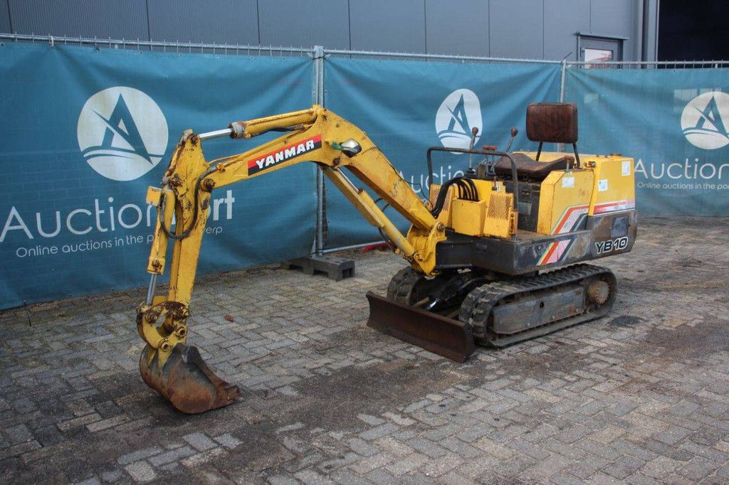 Mini excavator Yanmar YB10-2 Diesel