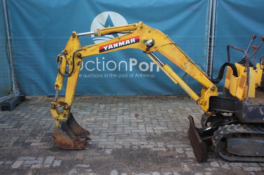 Mini excavator Yanmar YB10-2 Diesel