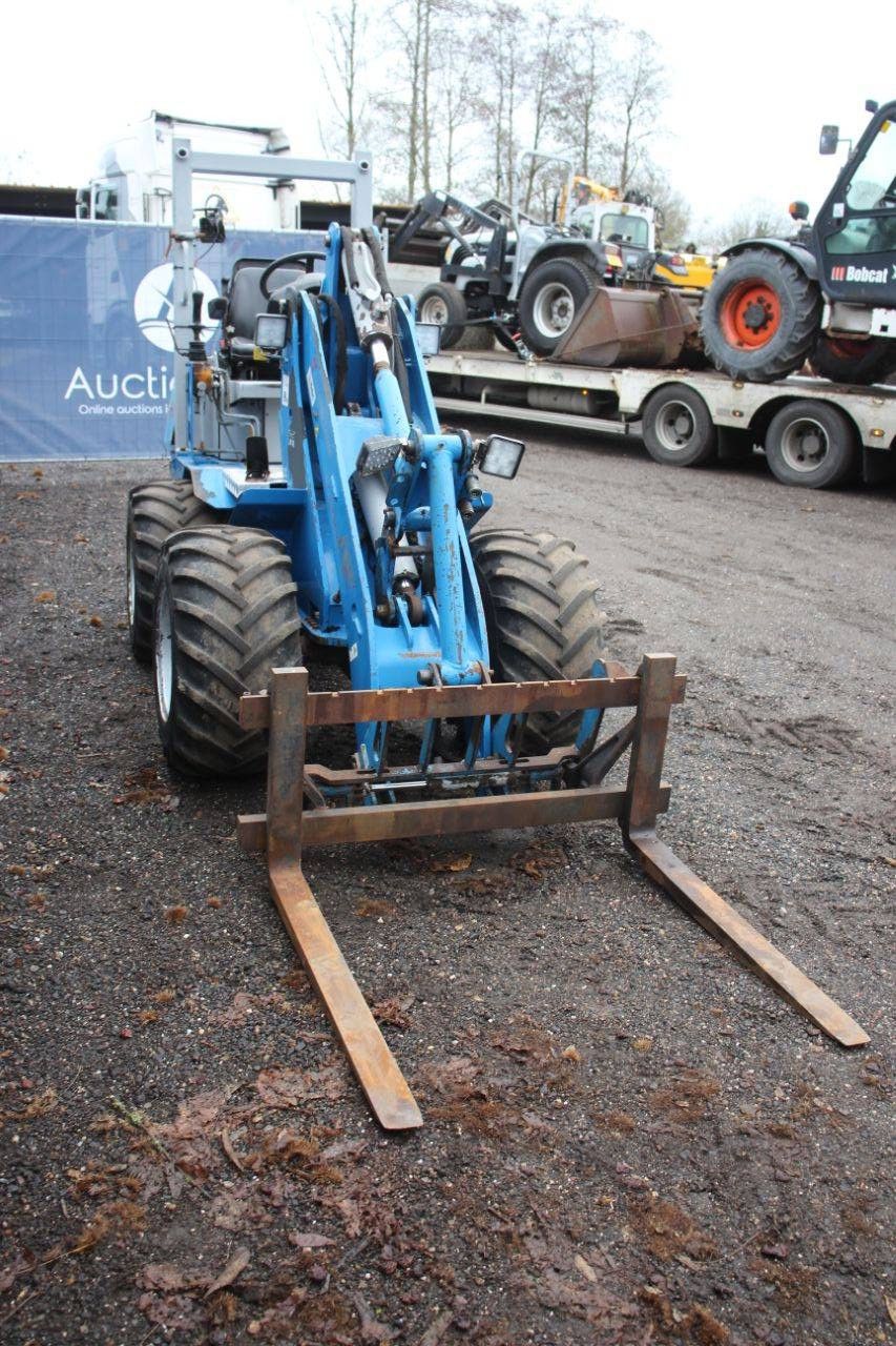 Articulated loader Quappen Charger A27X Diesel 27kW 2010