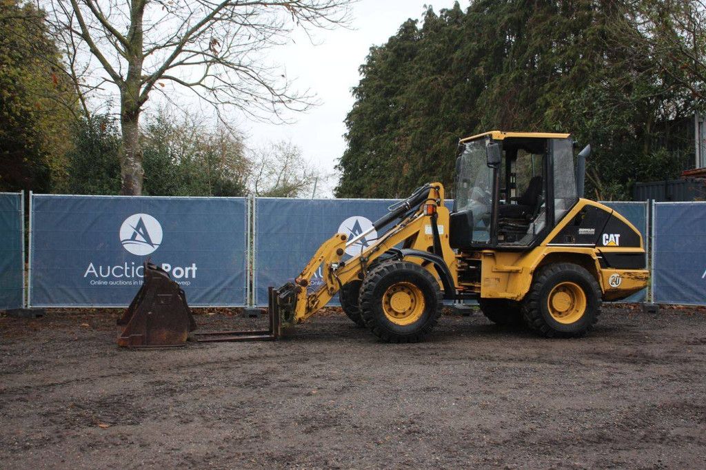 Wheel loader Caterpillar 908 Diesel 61kW 2001