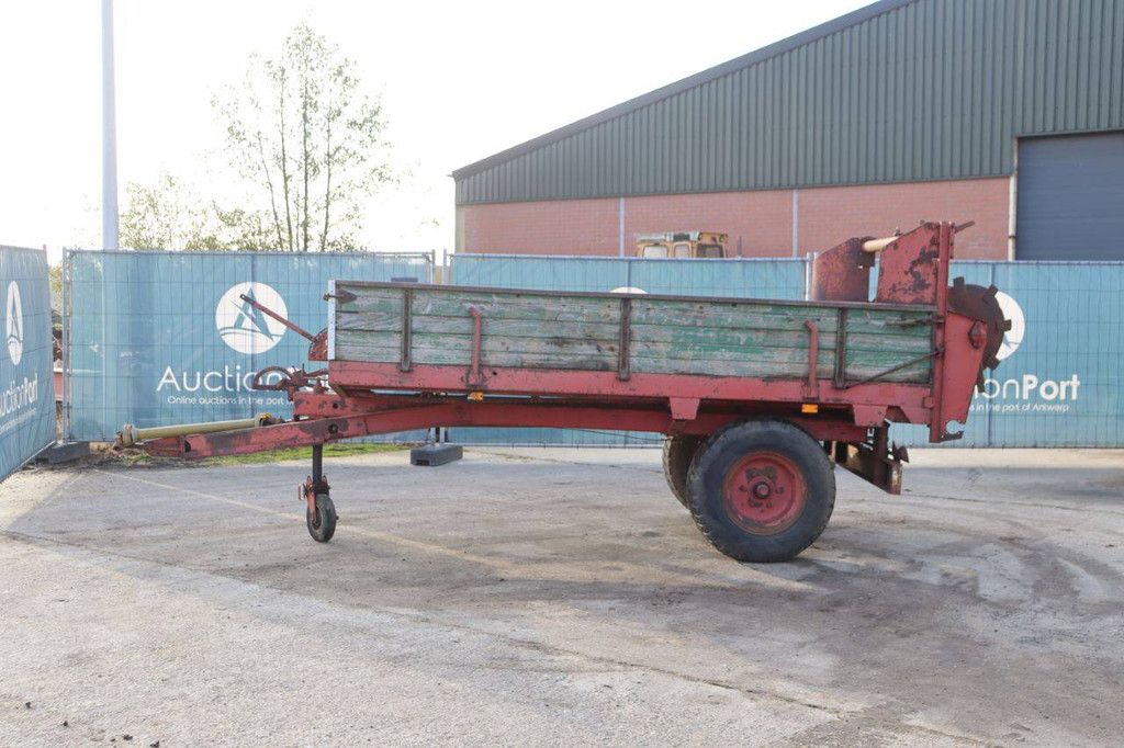 Agricultural trailer