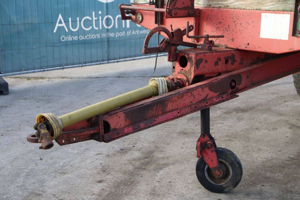 Agricultural trailer