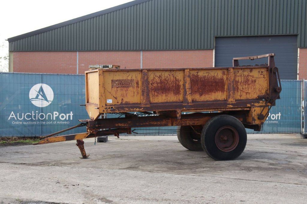 Agricultural tipper Macer