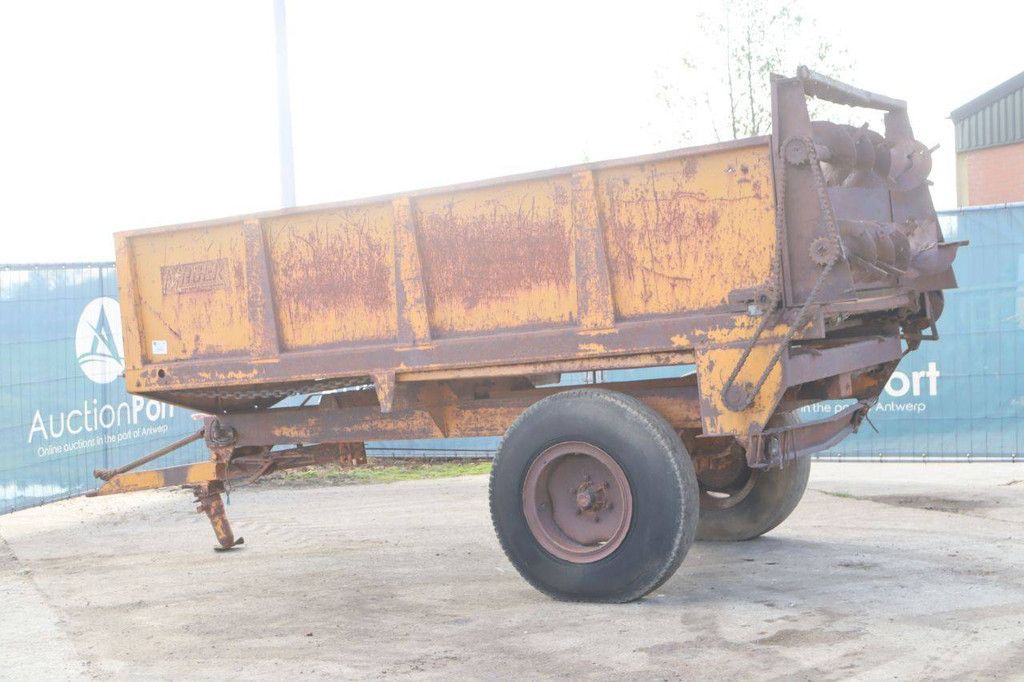 Agricultural tipper Macer