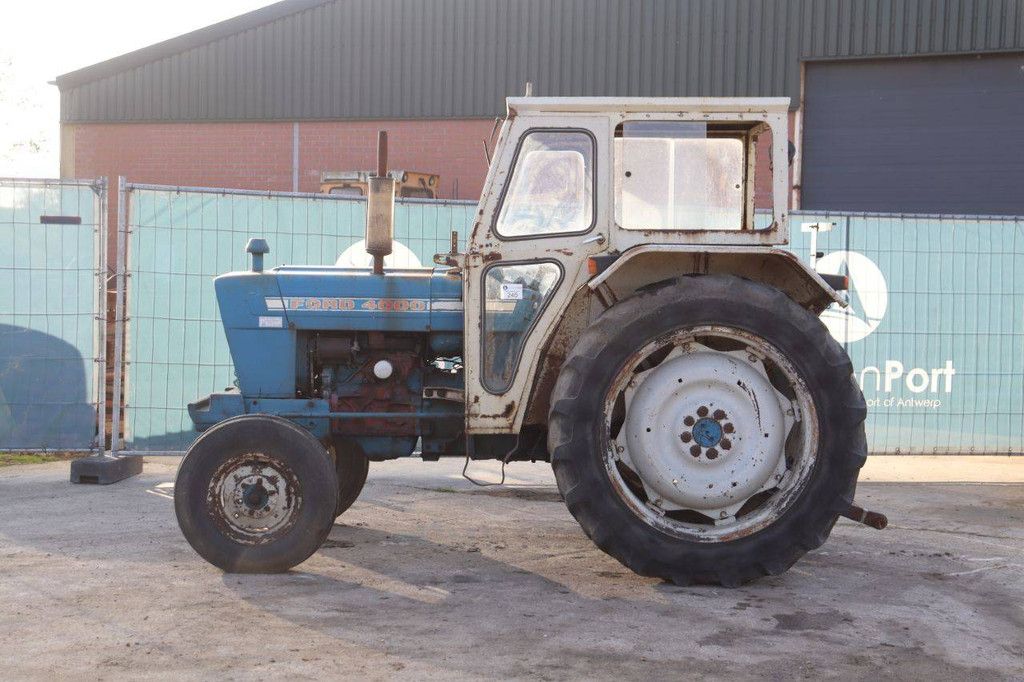 Tractor Ford 4000 Diesel