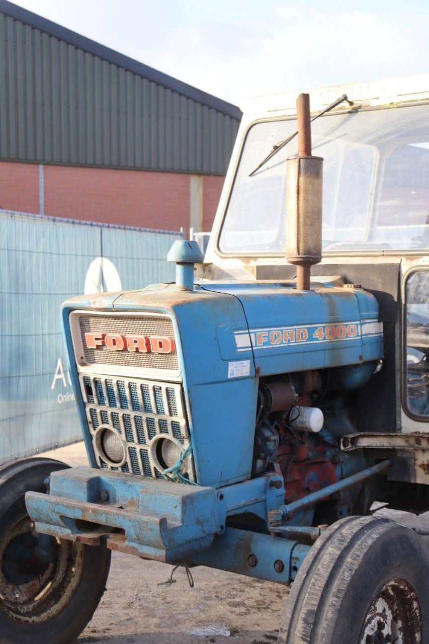 Tractor Ford 4000 Diesel
