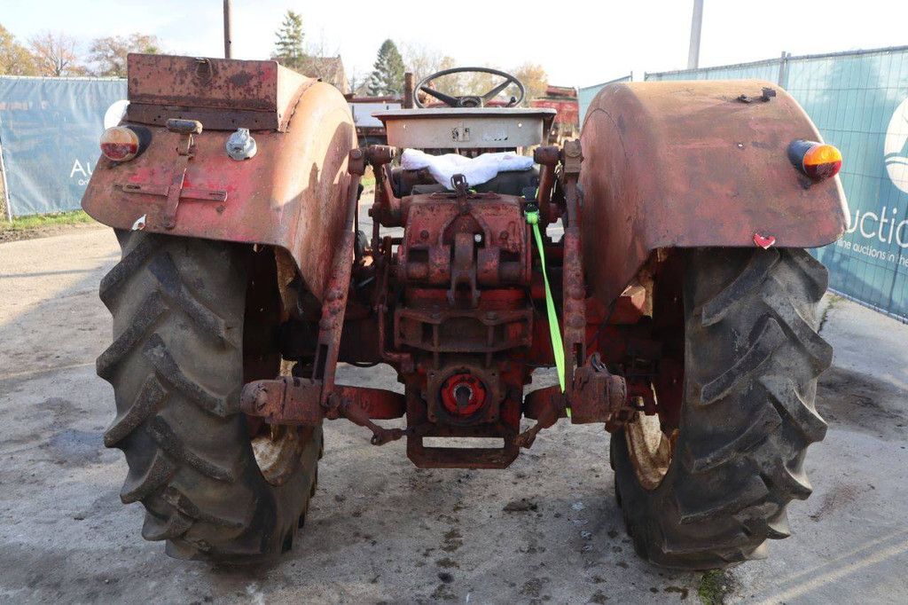 Tractor international Harvester co 504 D Diesel