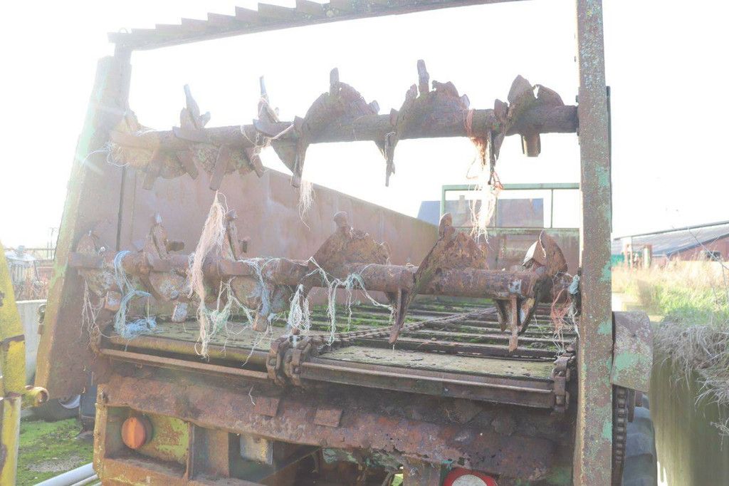 Agricultural trailer