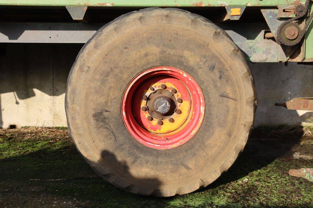 Agricultural trailer