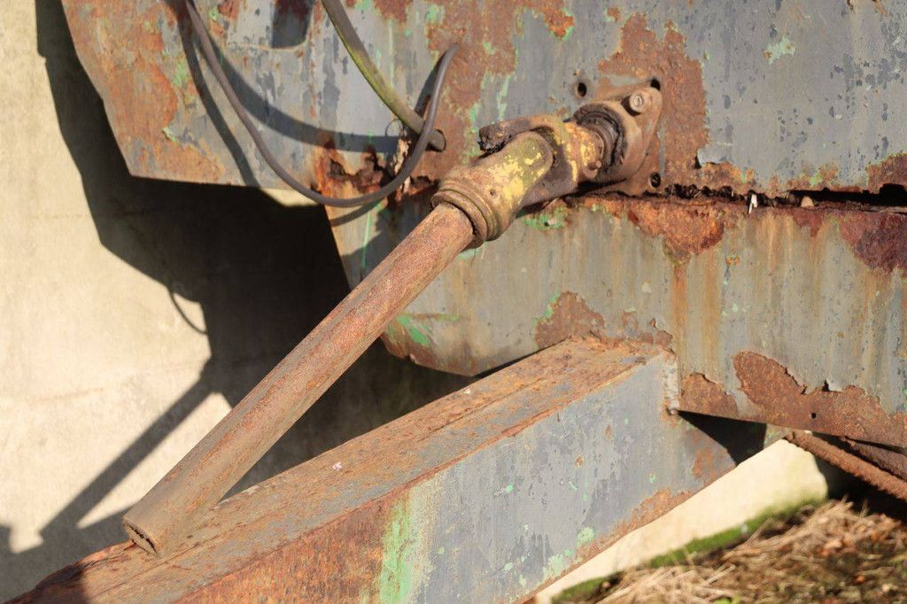 Agricultural trailer