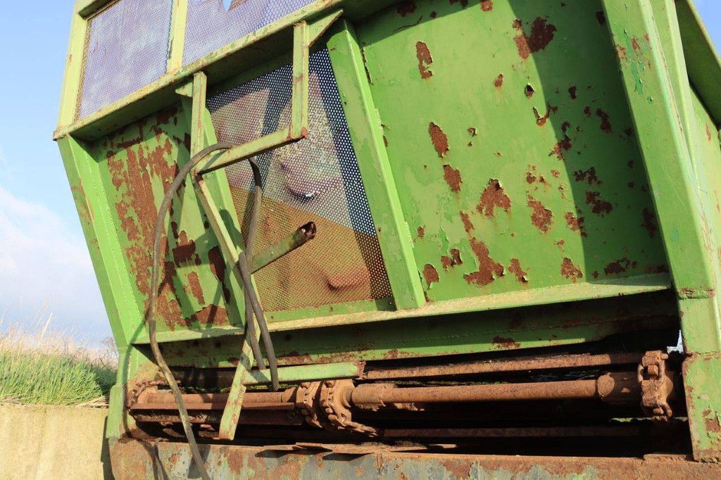 Agricultural trailer