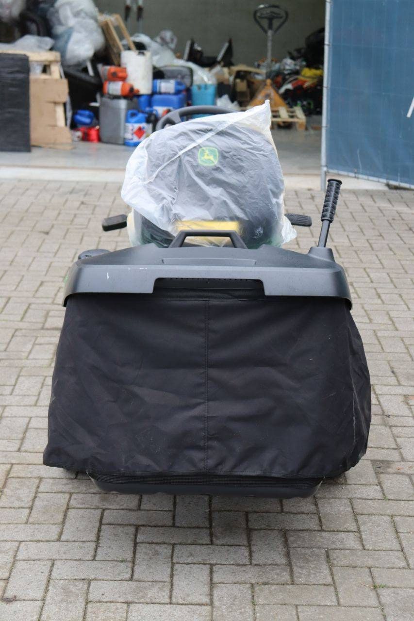 John Deere X350R Aufsitzmäher Benzin 2023 Neu