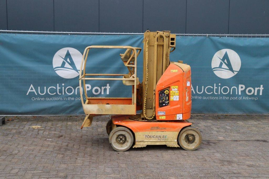 JLG Toucan 8E Electric Mast Lift 8.15m 2015