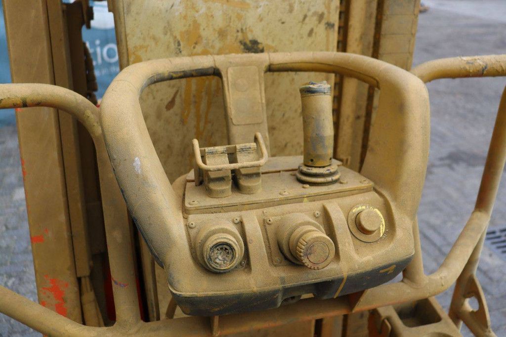 JLG Toucan 8E Electric Mast Lift 8.15m 2015