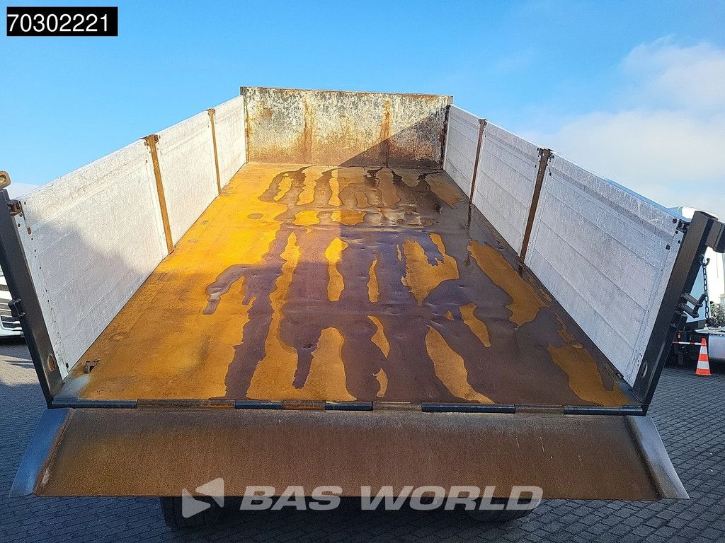 Volvo FM FM 340 6X2 Palfinger PK23002 Crane 10m3 3-way tipper Lift+steering axle Euro 5