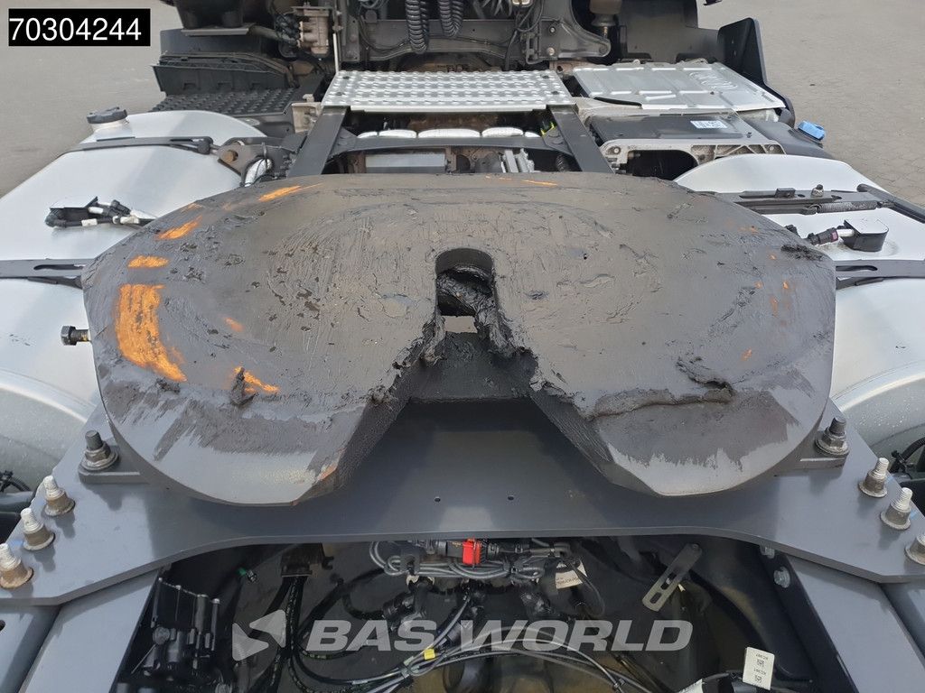 Renault T 440 4X2 HIGH 2xTanks Euro6