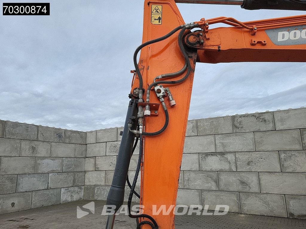Doosan DX57 W-5 A/C - 3 Buckets