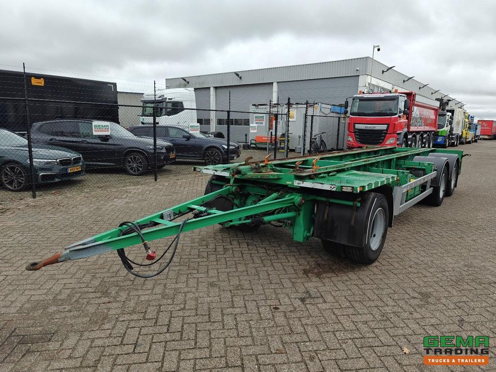 Burg BPA 10-18 ACXXX 3-axle BPW - Container System 6.9m - Drum brakes - Air suspension - Central lubrication - 11/2026 MOT