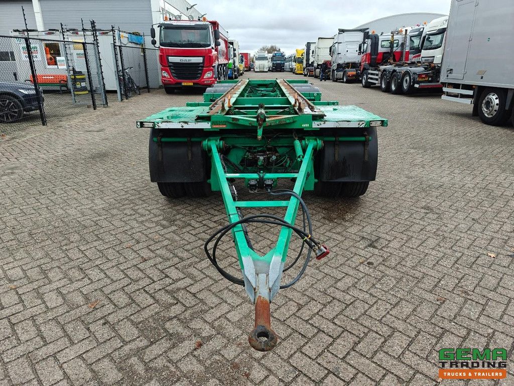 Burg BPA 10-18 ACXXX 3-axle BPW - Container System 6.9m - Drum brakes - Air suspension - Central lubrication - 11/2026 MOT